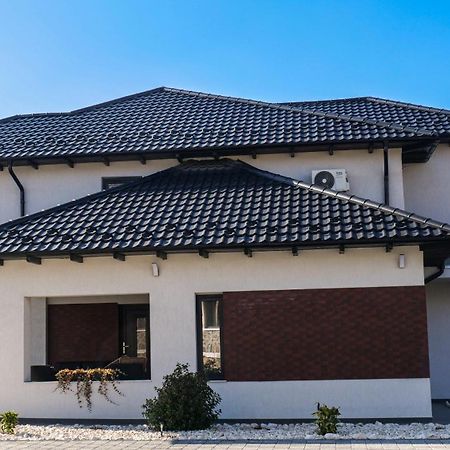 Отель Casa Ambientt Куртя-де-Арджеш Экстерьер фото
