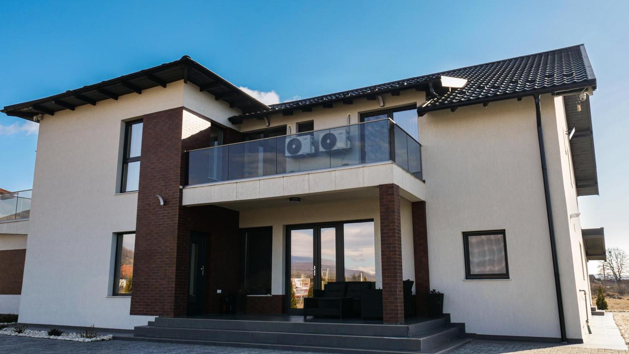 Отель Casa Ambientt Куртя-де-Арджеш Экстерьер фото